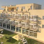 Ket Korona Konferencia Es Wellness Hotell 4*