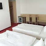 Ket Korona Konferencia Es Wellness Hotel