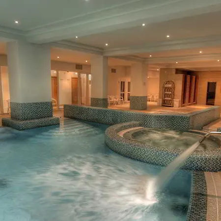 Ket Korona Konferencia Es Wellness Hotel Balatonszarszo