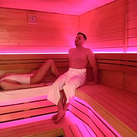 Hotel Ket Korona Konferencia Es Wellness Balatonszarszo