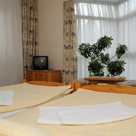 Két Korona Konferencia és Wellness 4*