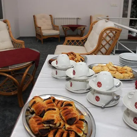 Két Korona Konferencia és Wellness Szálloda