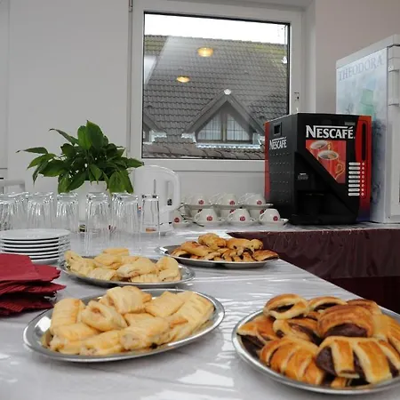 Ket Korona Konferencia Es Wellness Hotel 4*