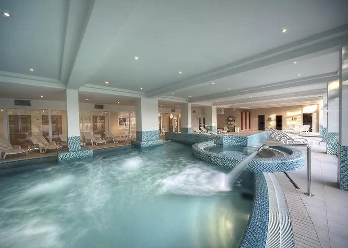 Hotel Két Korona Konferencia és Wellness 4*