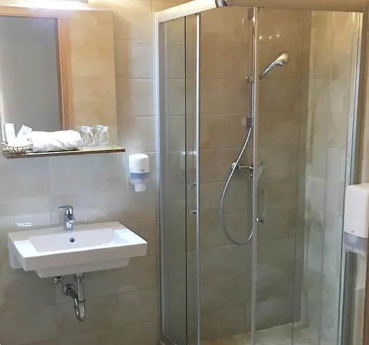 Ket Korona Konferencia Es Wellness 4* Балатонсарсо