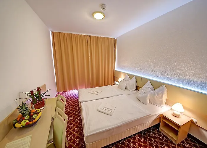 Két Korona Konferencia és Wellness Balatonszarszo