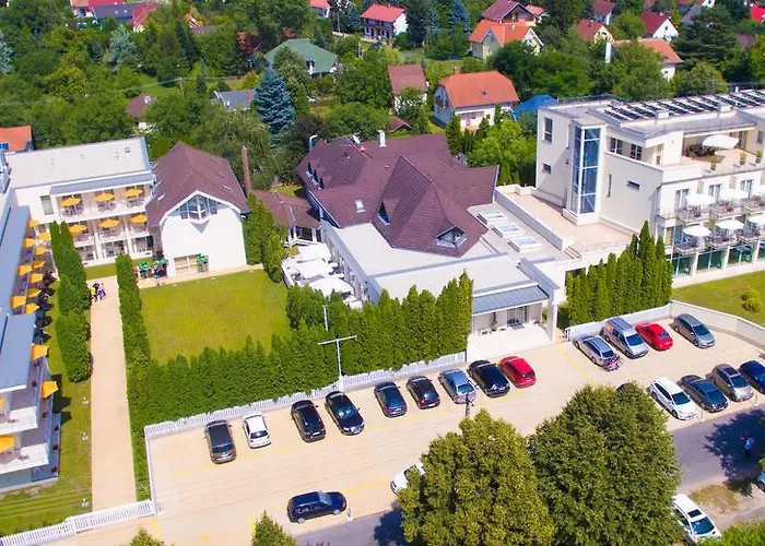 Két Korona Konferencia és Wellness