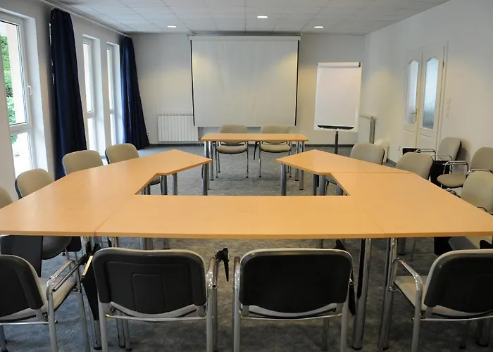 Отель Ket Korona Konferencia Es Wellness